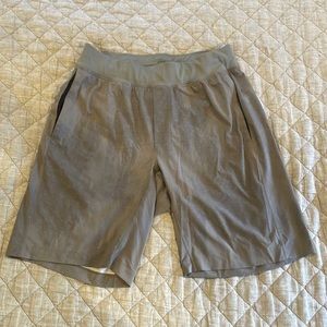 Lululemon - Mens M Athletic shorts.